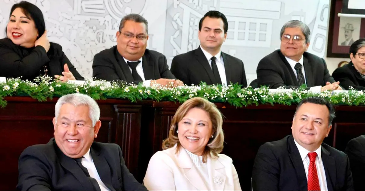 Celebra Sabinas su 118 Aniversario