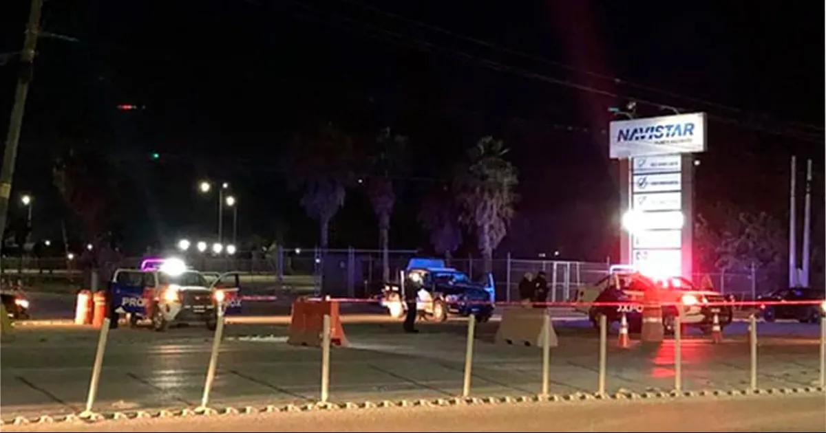 Atacan a balazos a policías en filtro de seguridad en Escobedo, NL; hay un herido de gravedad