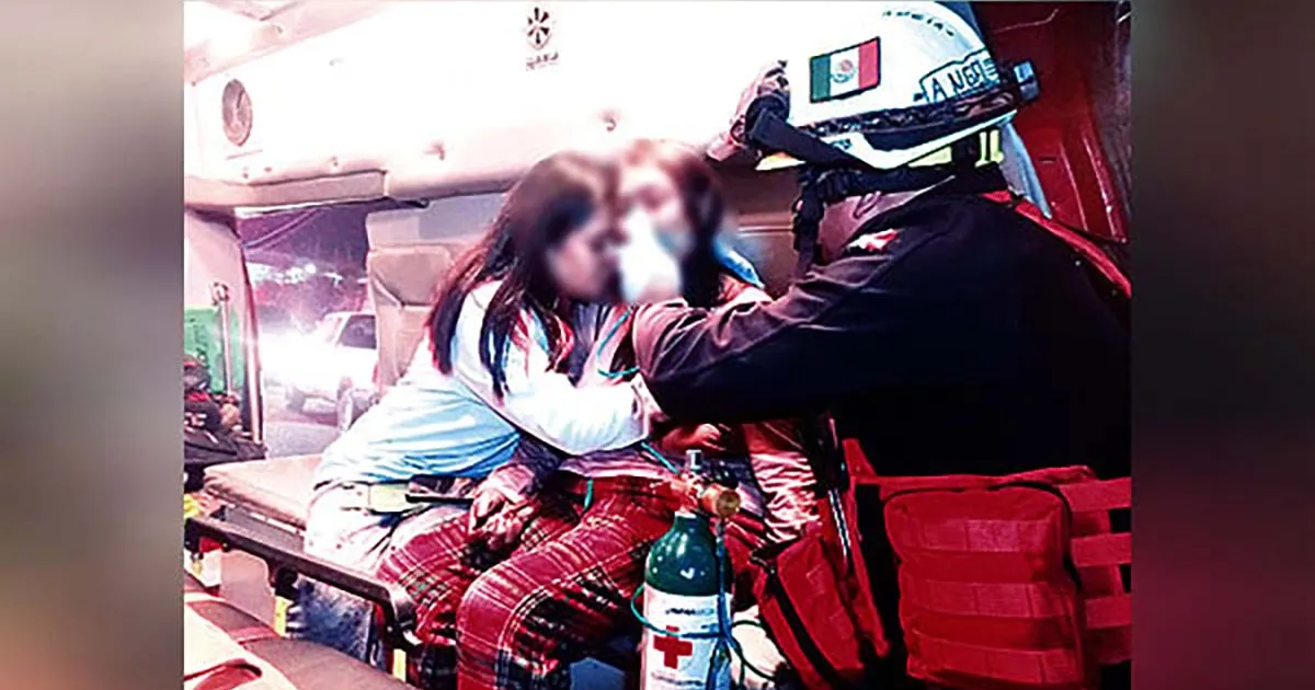 Se salva familia de morir intoxicada por el humo.