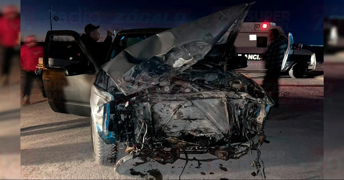 Choque entre dos camionetas en la Carretera 57 deja una persona lesionada