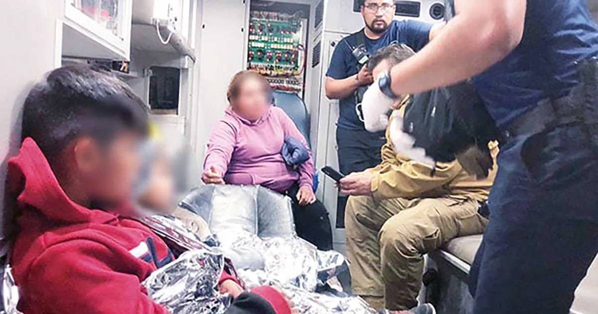 Salvan de morir ahogada a familia de migrantes