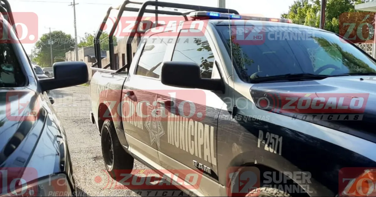 La mujer terminó con lesiones en su pierna derecha y en la ceja.