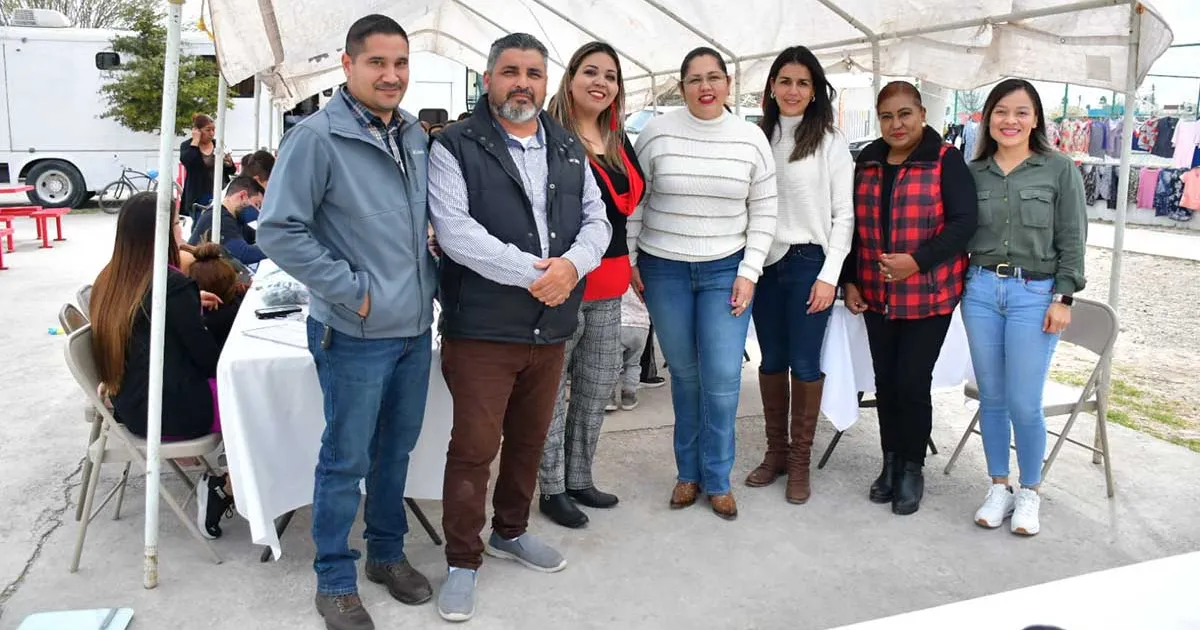 Aprovechan brigada de salud en Nava