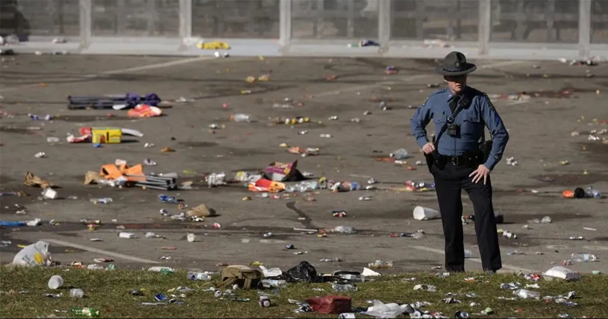 ¿Por fin? Biden urge prohibir armas de asalto tras tiroteo en desfile del Super Bowl