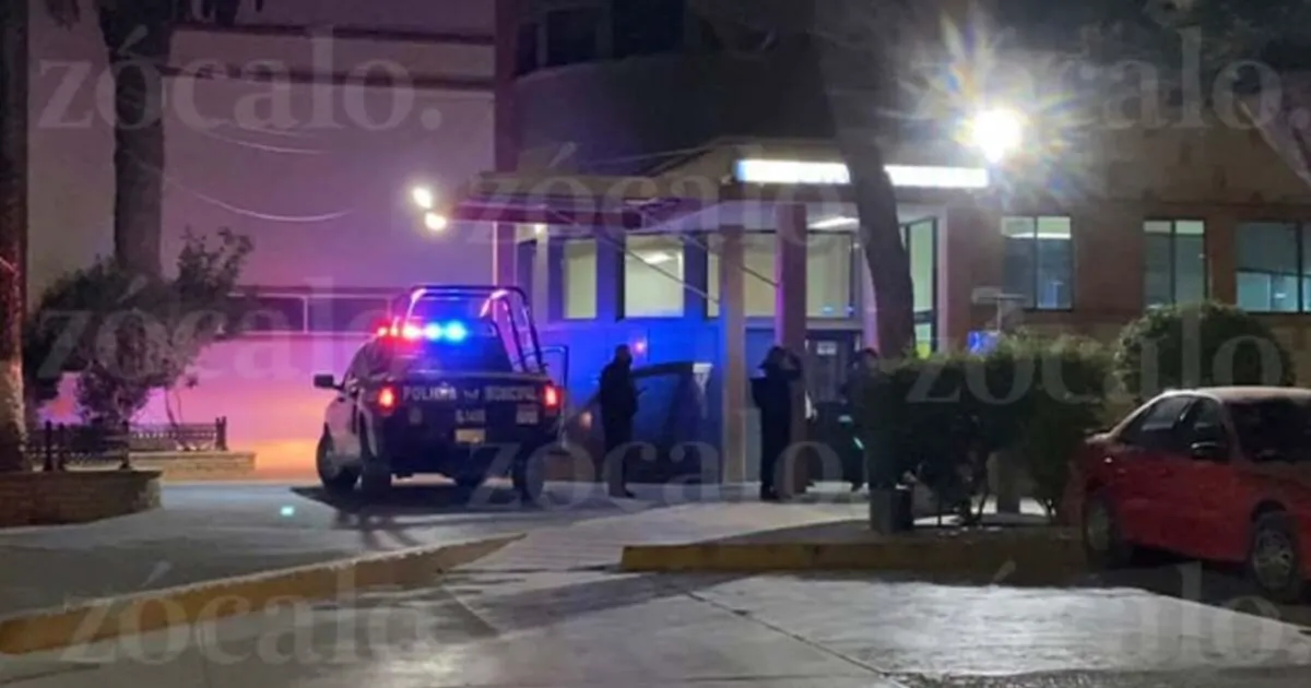 Se desata riña campal en el Centro de Saltillo y oficial termina herido