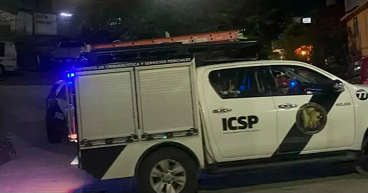 Hombres armados asesinan a jovencito de 15 años cuando convivía con sus amigos en Monterrey