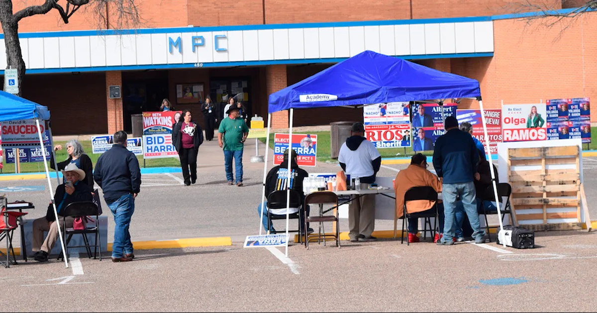 Poca afluencia en la votación anticipada