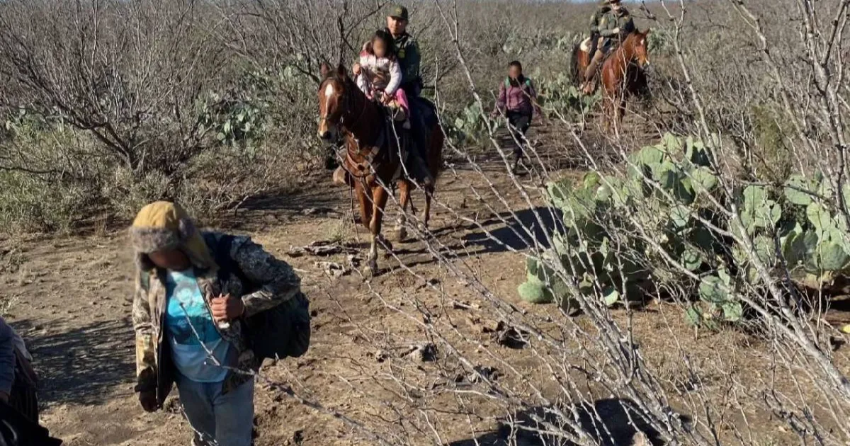 Aumenta número de migrantes procesados en Eagle Pass