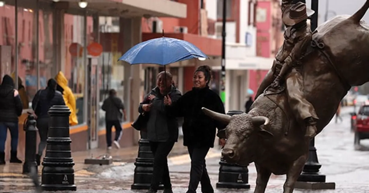 Protección Civil de Coahuila pide tomar precauciones ante frente frío número 40; alertan fuertes lluvias