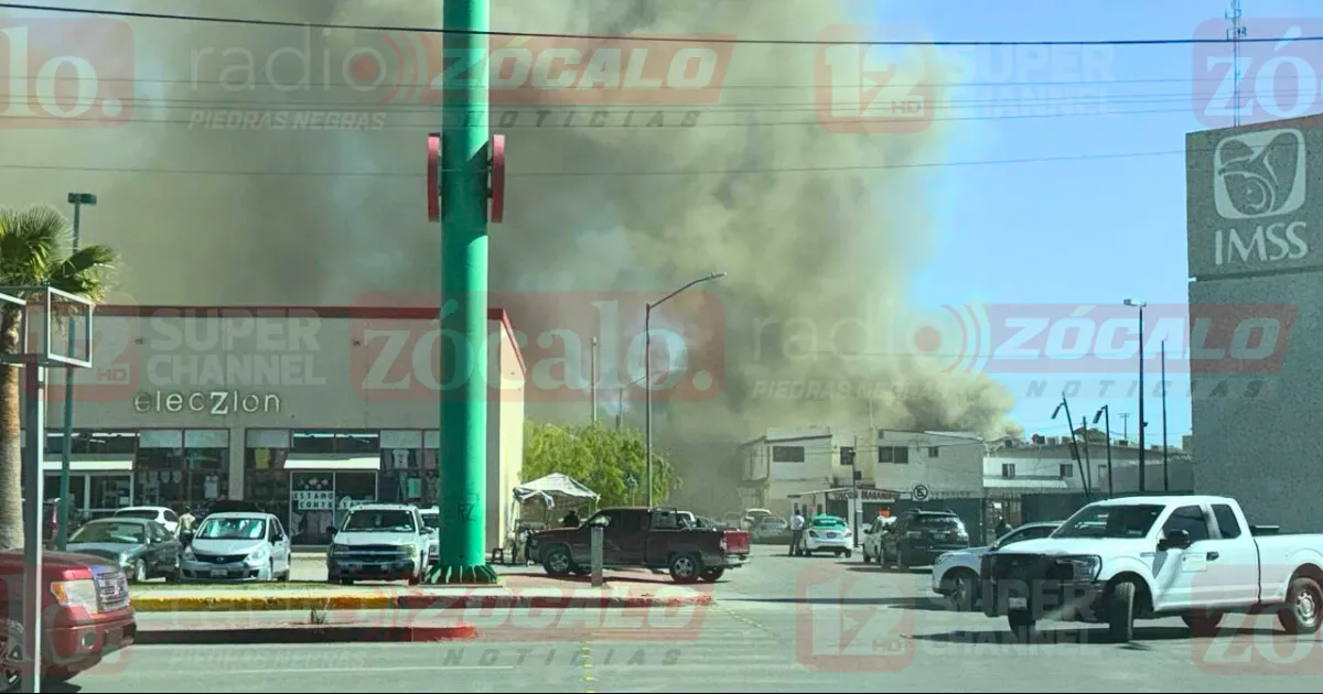 Esta vivienda ya tenía denuncia de que se ocultaban migrantes y acomulaban ropa, llantas e incluso prendían fogatas para protegerse del frío.
