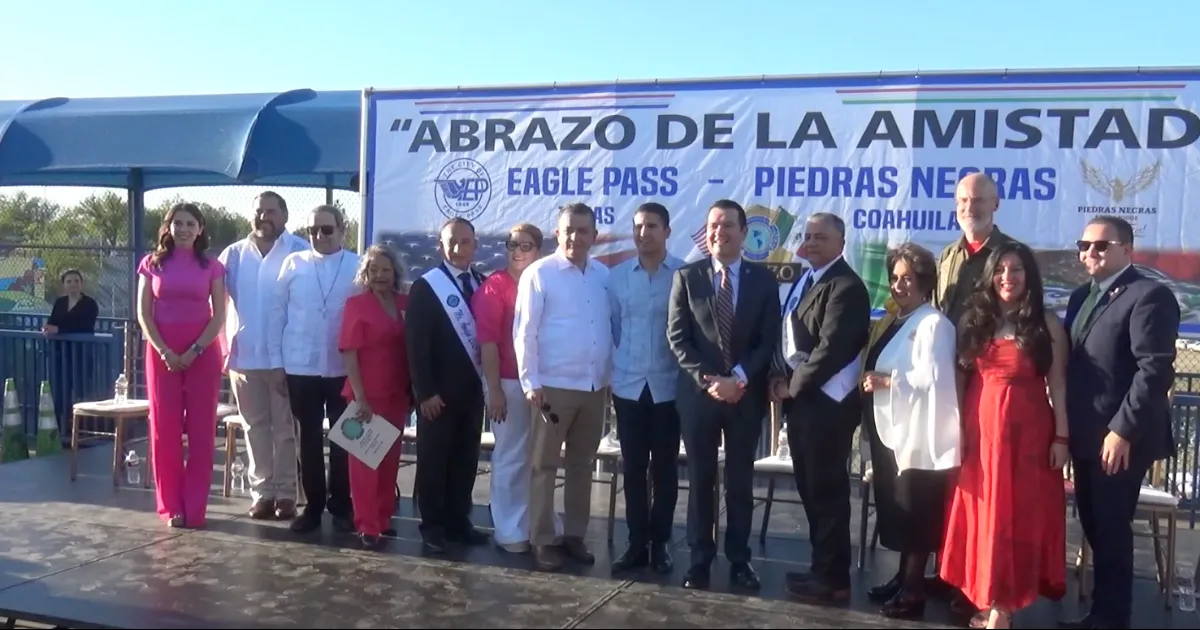 También se entregaron reconocimientos a personalidades distinguidas
