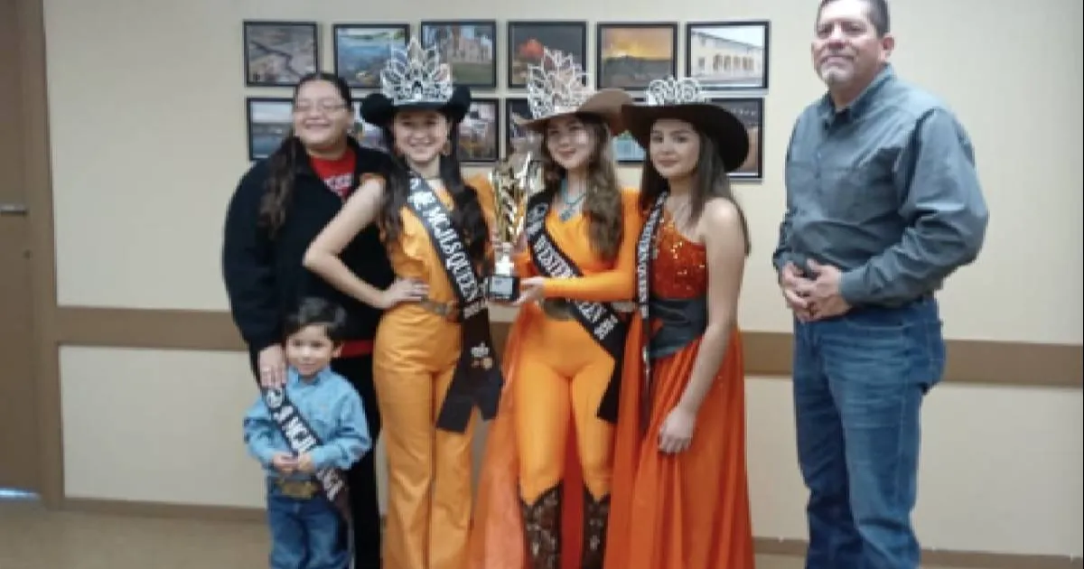 Premian a  lo destacado del Desfile de la Amistad en Eagle Pass