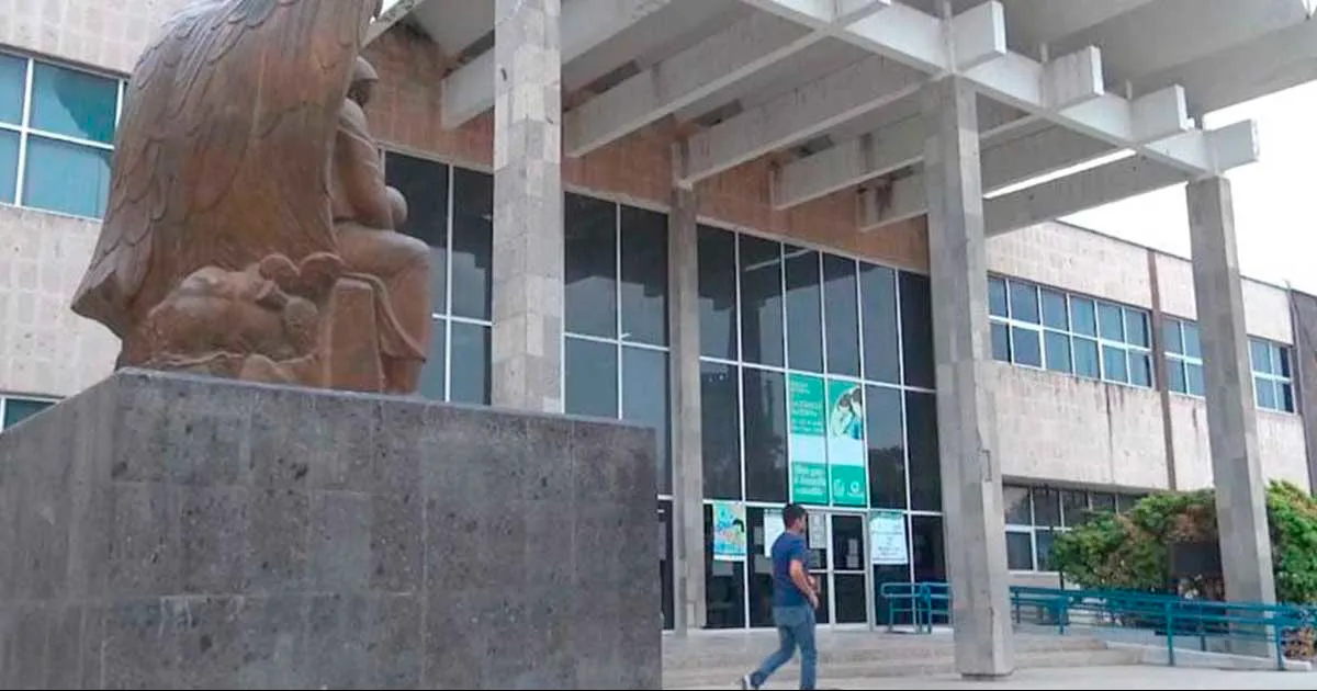 Discute con novio e intenta quitarse la vida