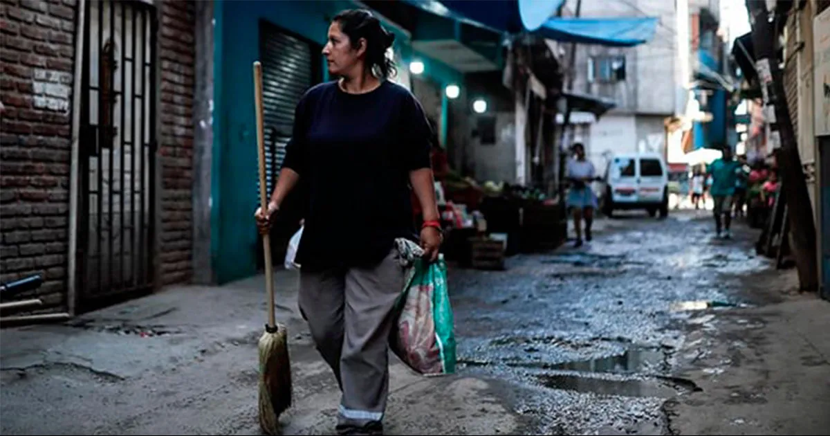 Para protegerse de las picaduras de mosquitos, las autoridades sanitarias recomiendan el uso de repelente