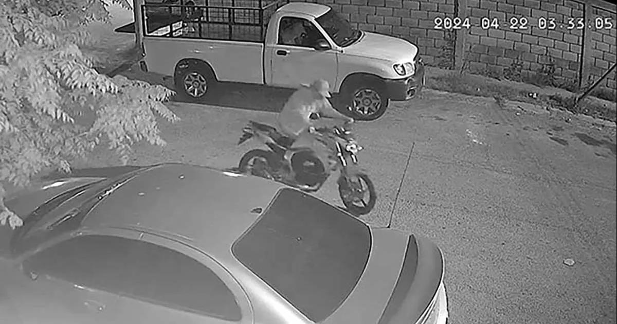 Denuncian el robo de dos motocicletas