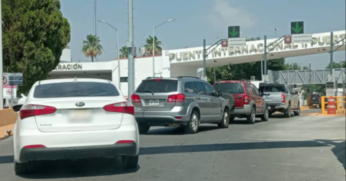 Hasta 40 minutos para cruzar a Piedras Negras por puente 1