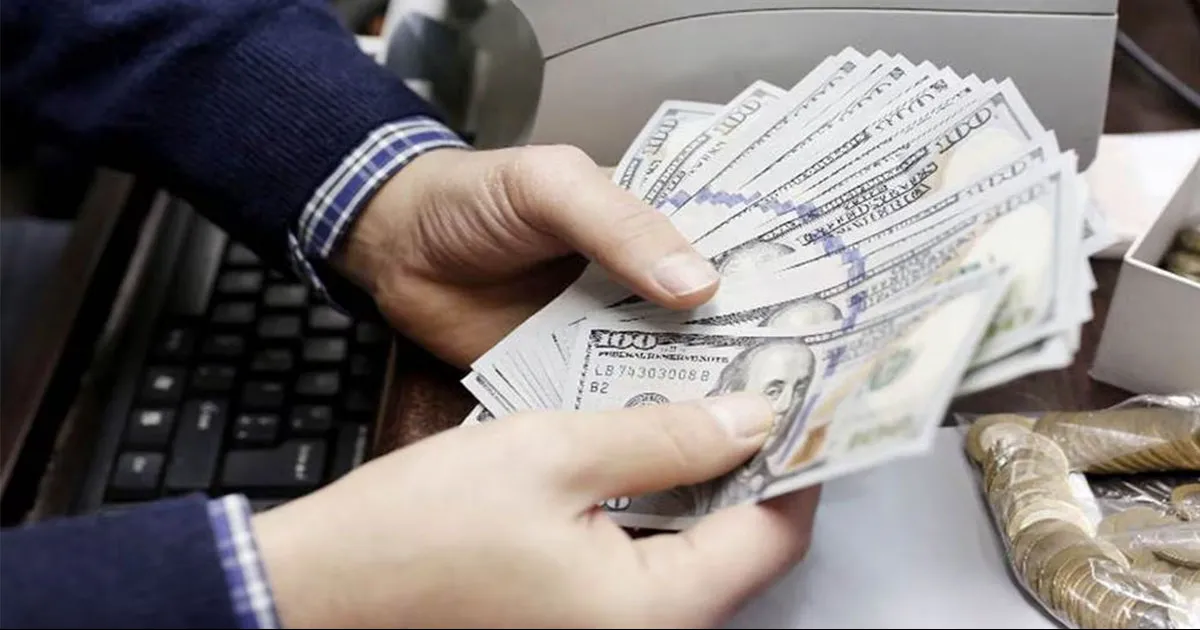 Precio del dólar: moneda abre al alza en 16.73 pesos al mayoreo