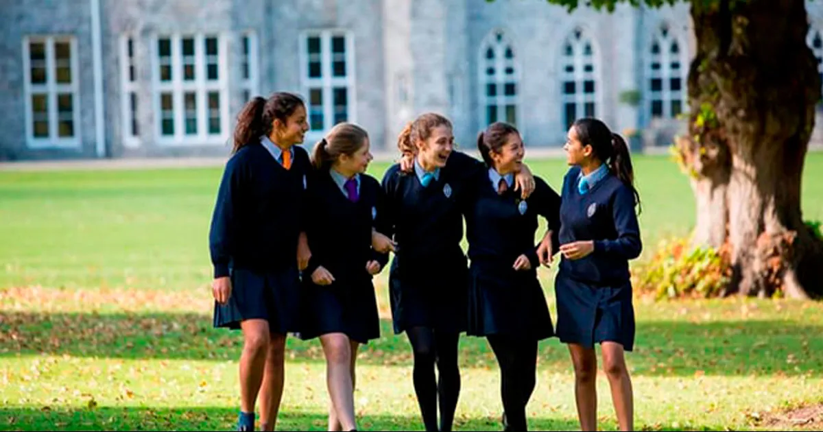 Reino Unido quiere limitar la enseñanza de la identidad de género en escuelas