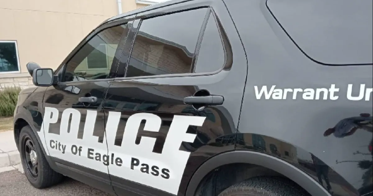 El afectado dijo que apenas había conocido a la muchacha y que desconoce cómo es que llegaron ambos a un departamento, donde ocurrió el atraco