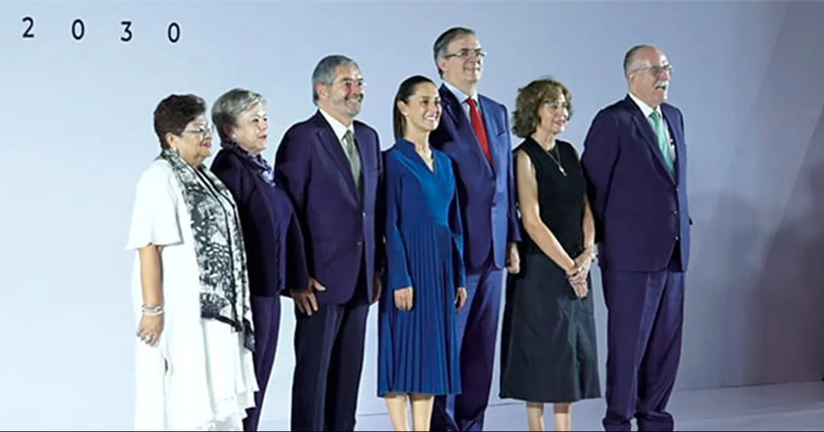 Sheinbaum presenta a los primeros seis secretarios de su gabinete