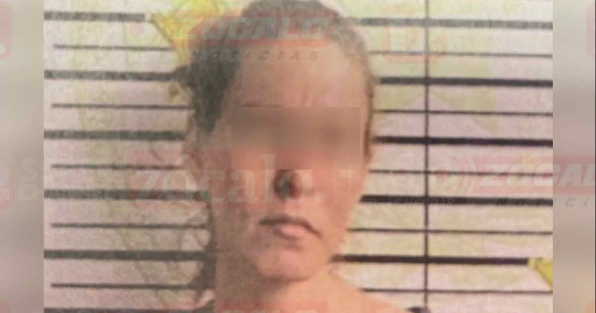 Fue entregada a diputados del condado, quienes la recluyeron en la prisión de Maverick para que sea transferida a donde se le busca