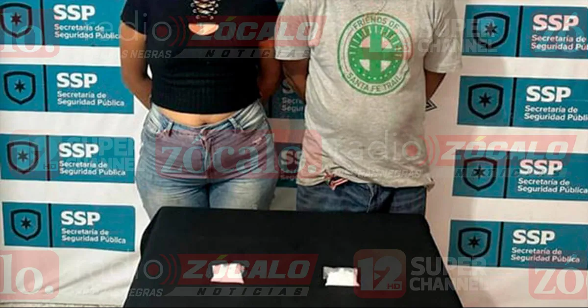 La droga la traían oculta en dos bolsas de plástico transparente con un peso de 24 gramos cada una.