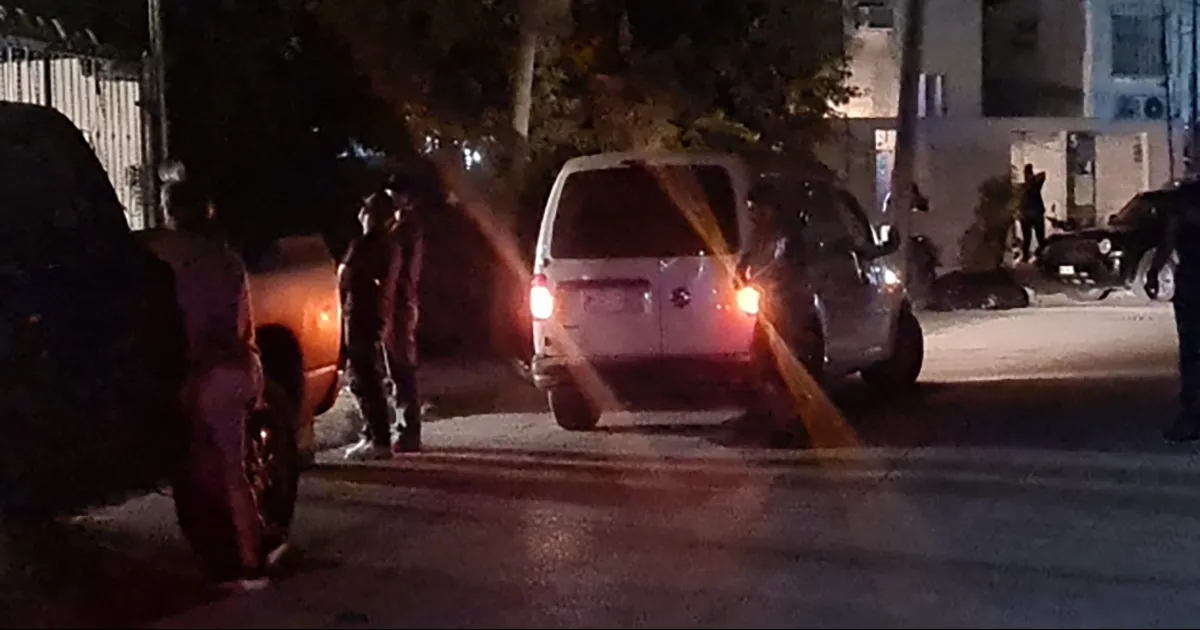 Fue un familiar quien reportó que el hombre fue localizado sin vida cerca de las 9:15 de la noche.