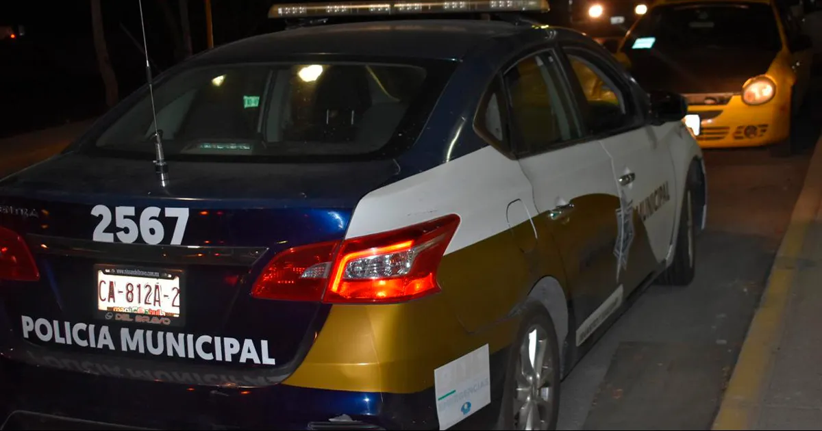 Motociclista sufre lesiones en choque