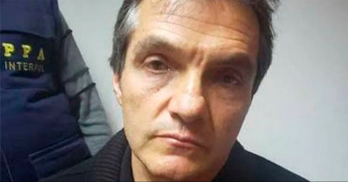 El empresario fue escoltado durante el trayecto por dos agentes de la Policía Federal Ministerial