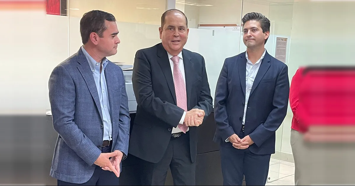 Bres Garza brindó un mensaje de bienvenida al nuevo secretario y externó su colaboración para seguir fortaleciendo el desarrollo de Coahuila.