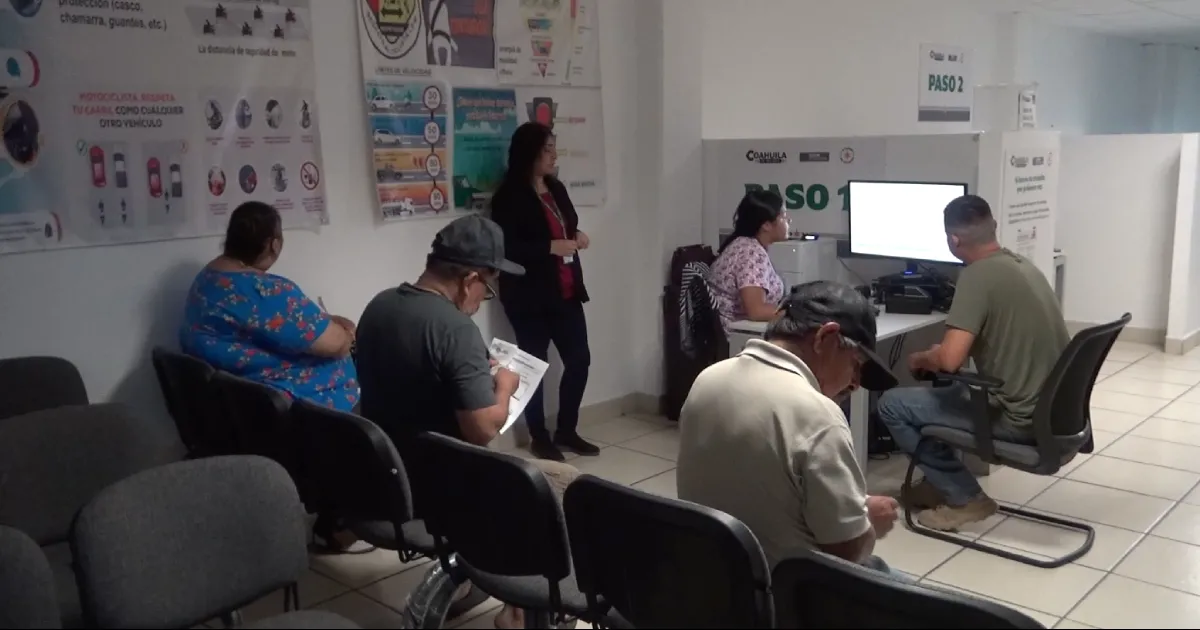 Repunta demanda de licencia para conducir; promedio es de 80 trámites diarios