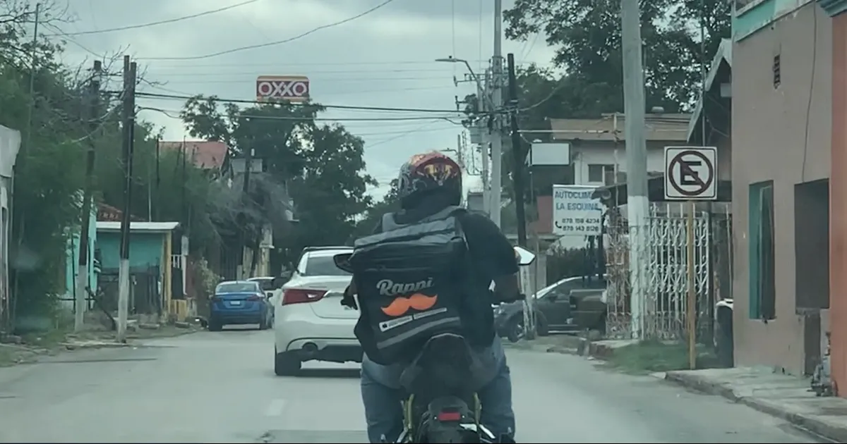 Repartidores independientes de comida  pueden afiliarse al IMSS