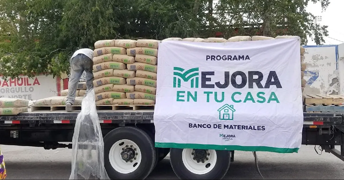 Cemento cuesta 205 pesos, impermeabilizante 580 y pintura 460.