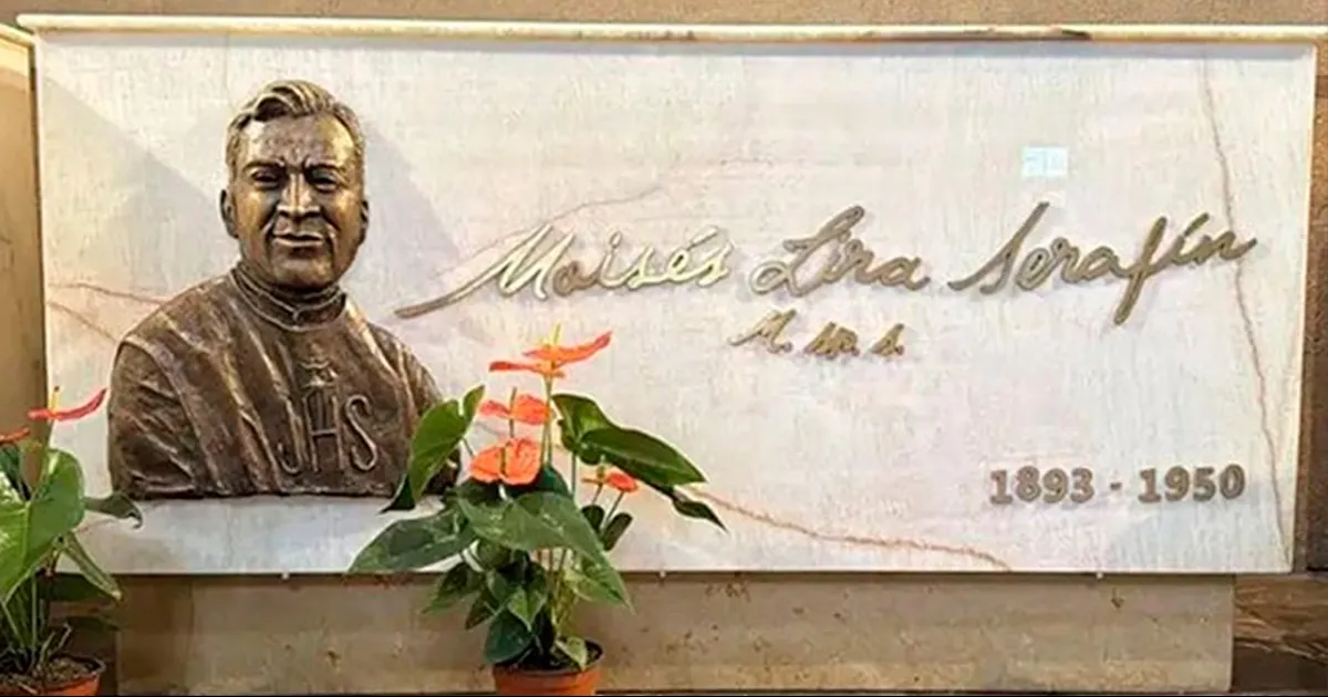 El papa Francisco deseó que el ejemplo de Moisés Lira 'estimule' a los sacerdotes a entregarse 'sin reservas' a los fieles.