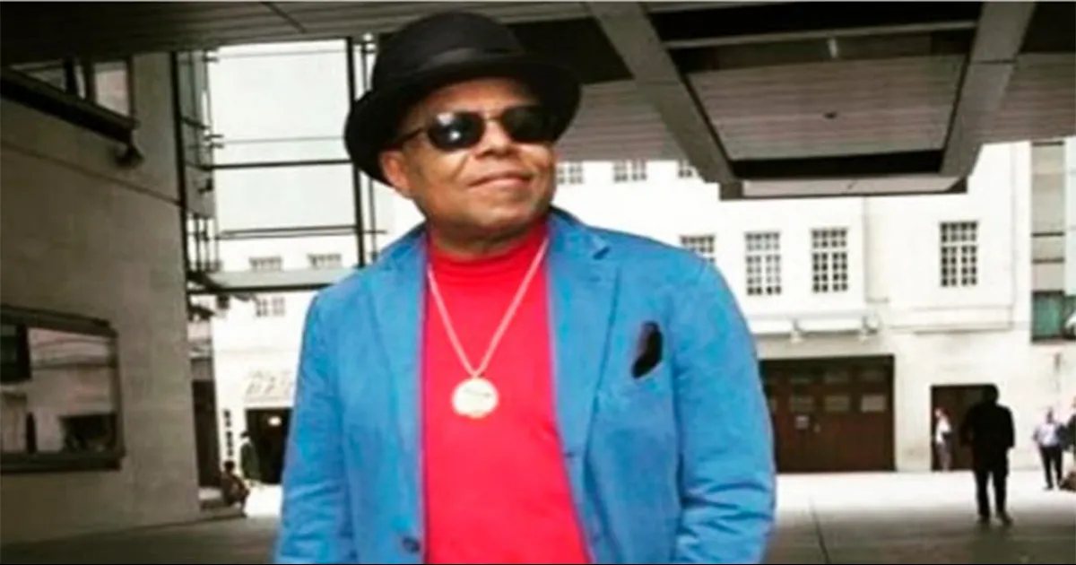 En tanto, los hijos del cantante y guitarrista, Taj, Taryll y TJ, confirmaron la muerte de su padre en una publicación de Instagram el domingo.