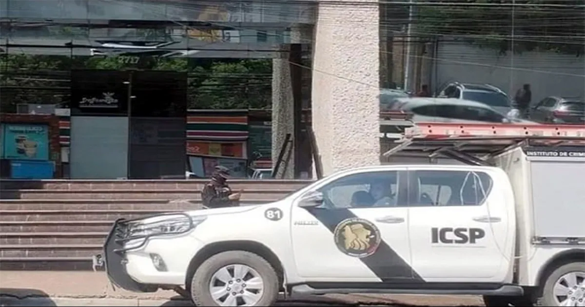 Joven acuñense agrede a doctor durante cita psiquiátrica en Monterrey; madre resultó herida