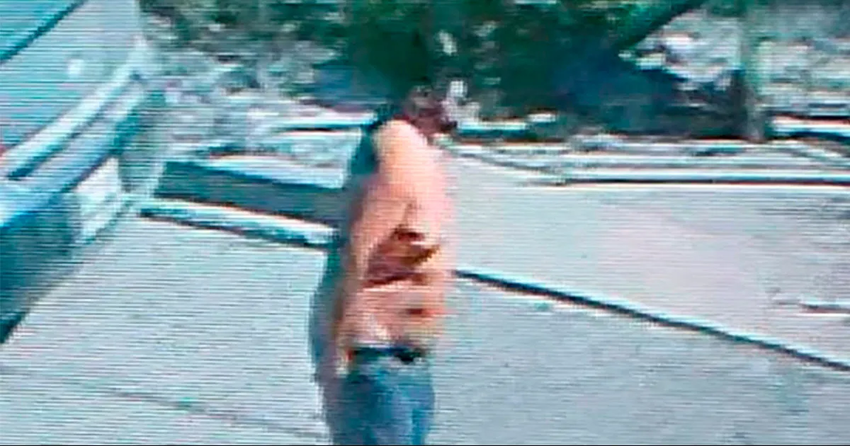 Denuncian el robo de un Chrysler 300 en la Col. Doctores