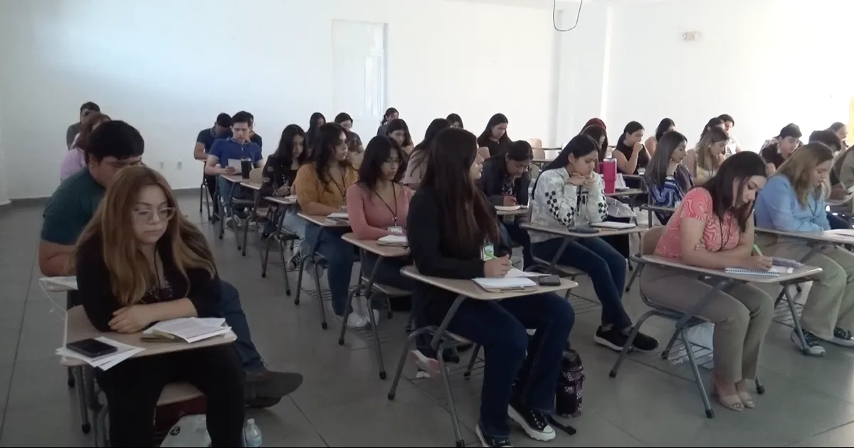 Asisten estudiantes de escuelas de Medicina de otros lugares del estado