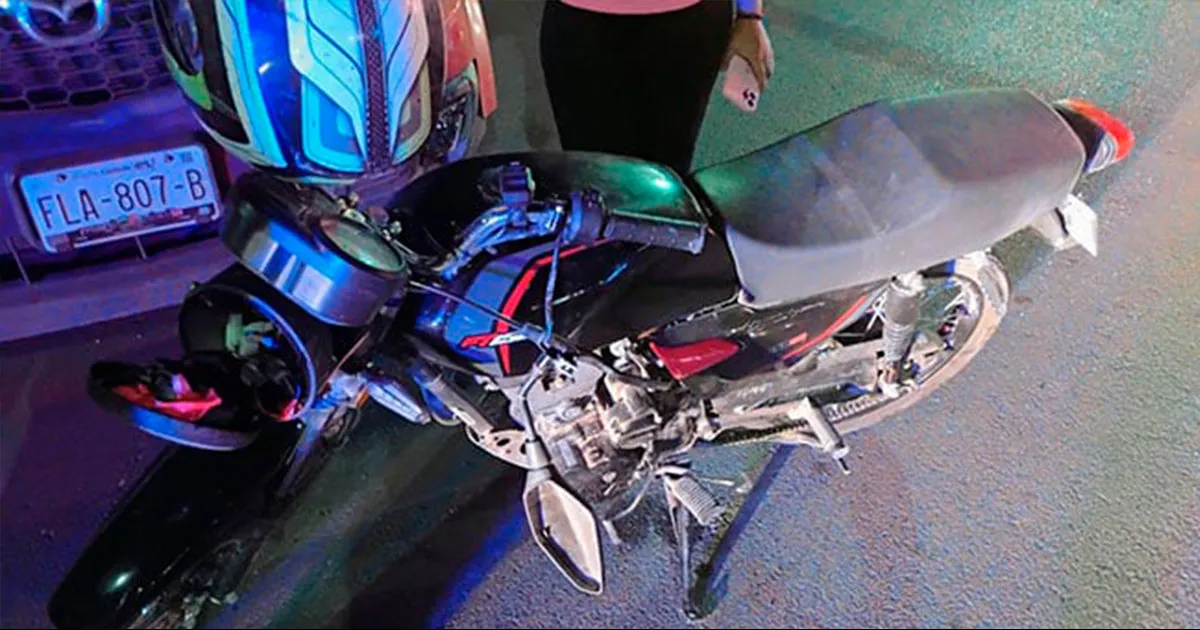Lesionado motociclista al impactarse en un vehículo en Acuña