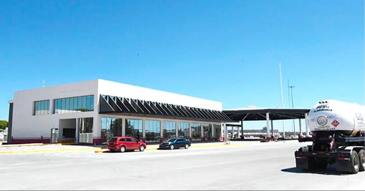 La obra, cuya inversión federal es cercana a los mil 500 millones de pesos, es histórica y permitirá triplicar la capacidad  del puente.