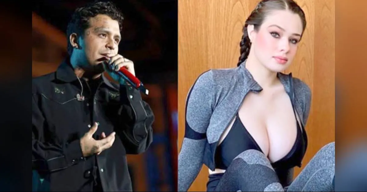 En redes sociales se viralizó el video del momento en que Nodal voltea a ver a la joven durante un palenque.