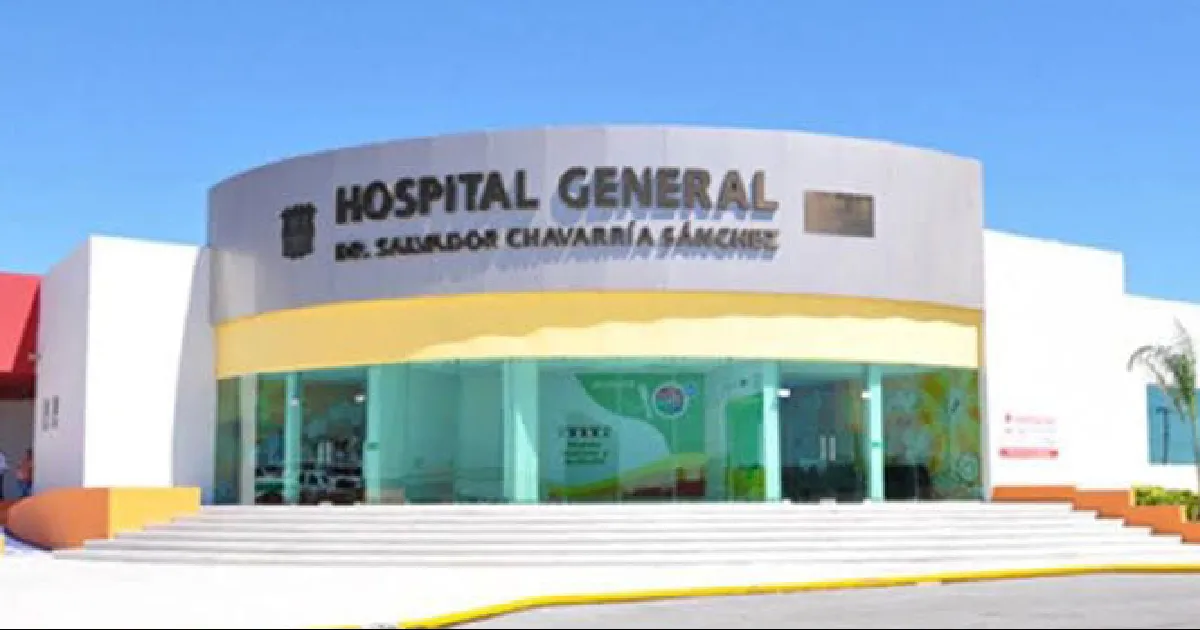Acude al hospital en busca de ayuda.