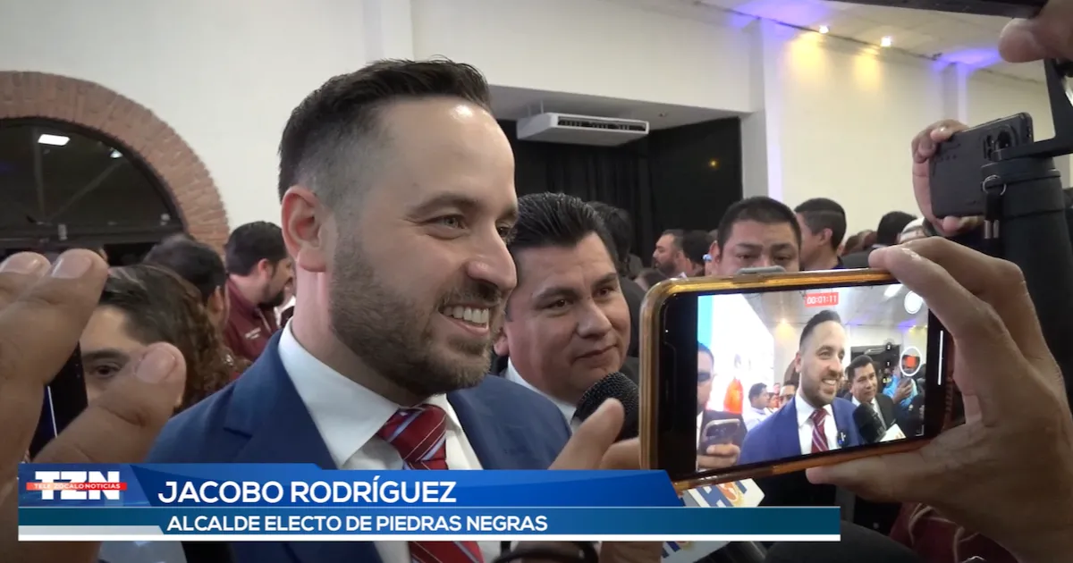 Promedio de edad de gabinete de Jacobo Rodríguez es de 30 años