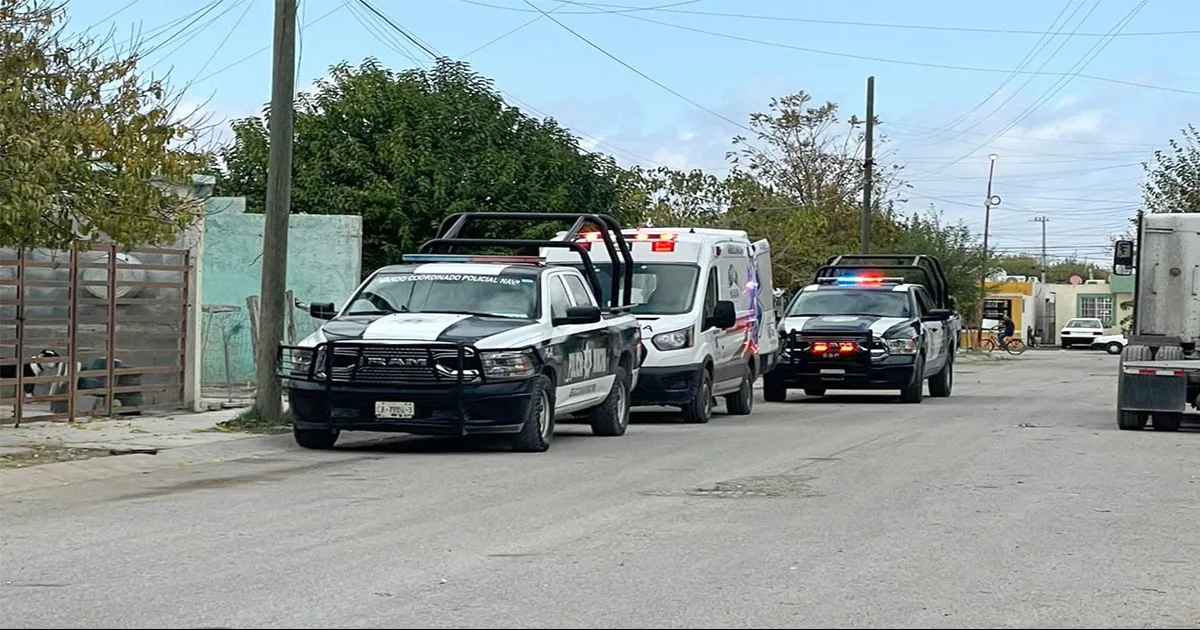 El hombre fue enviado al IMSS para recibir atención médica.