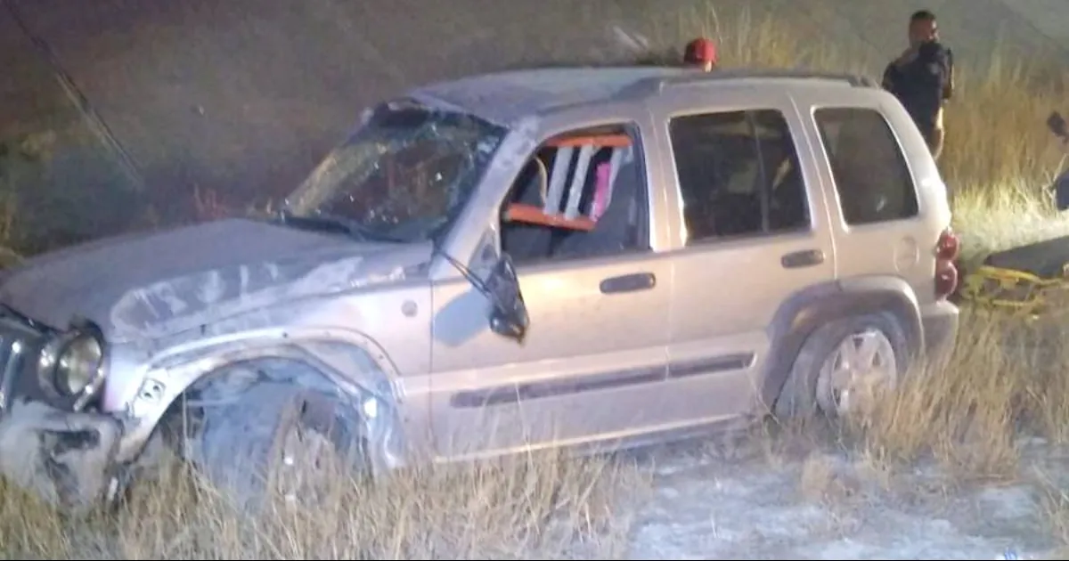 Accidente en Puente Nava-Morelos deja dos heridos