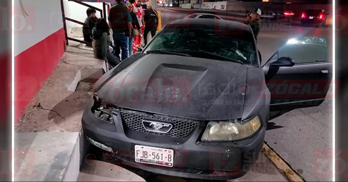 Deja accidente vial cuantiosos daños en Acuña