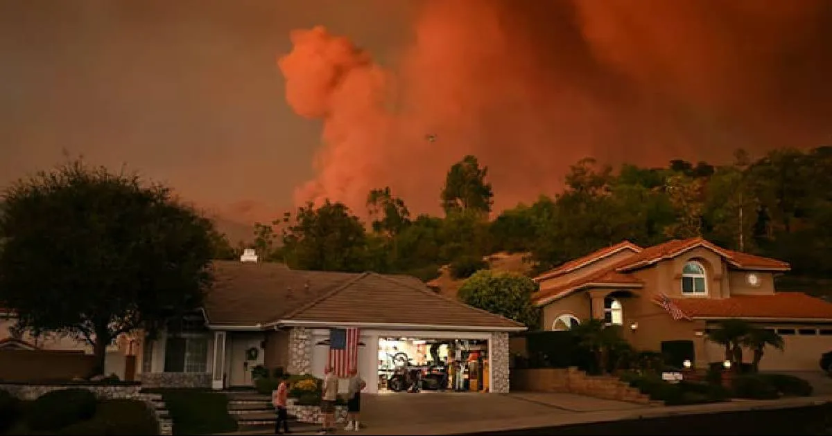 Sheinbaum reconoce a Ejército Mexicano por combatir incendios en California