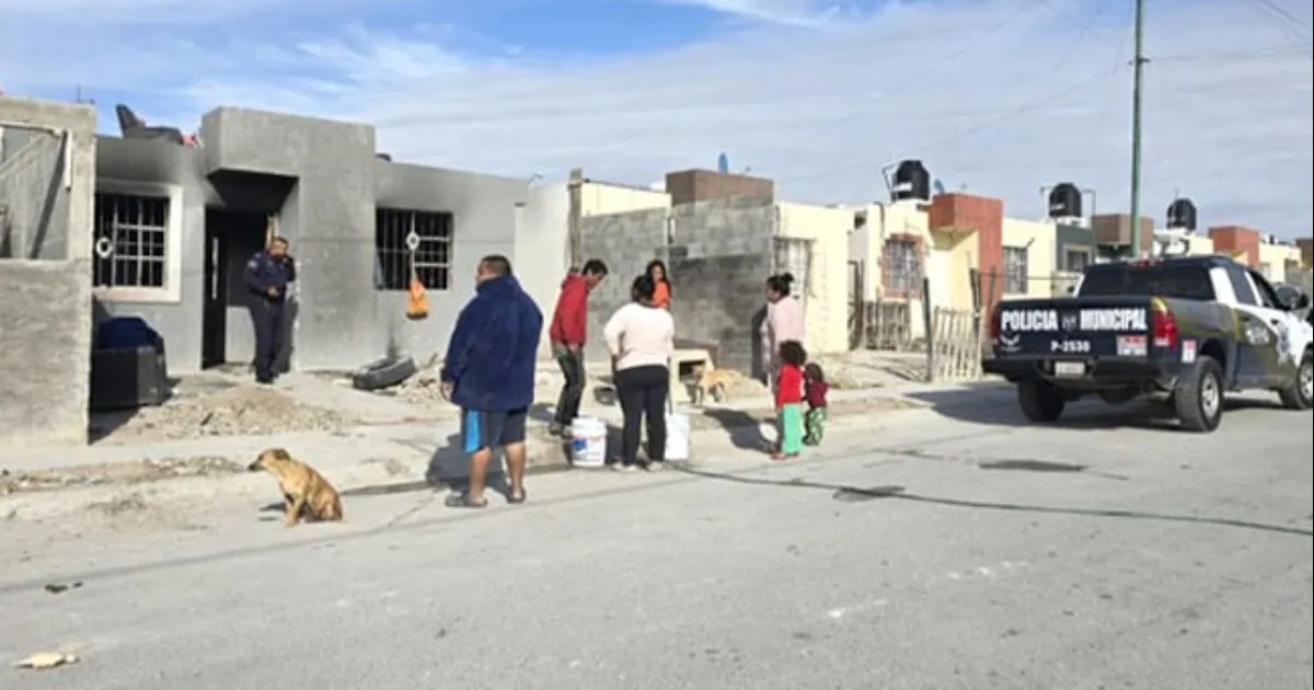 Se incendia vivienda en sector Las Lomas