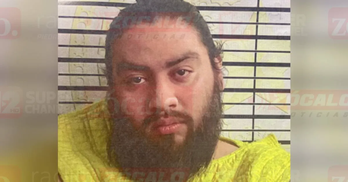 Sujeto trata de golpear a otro con un tubo en Eagle Pass