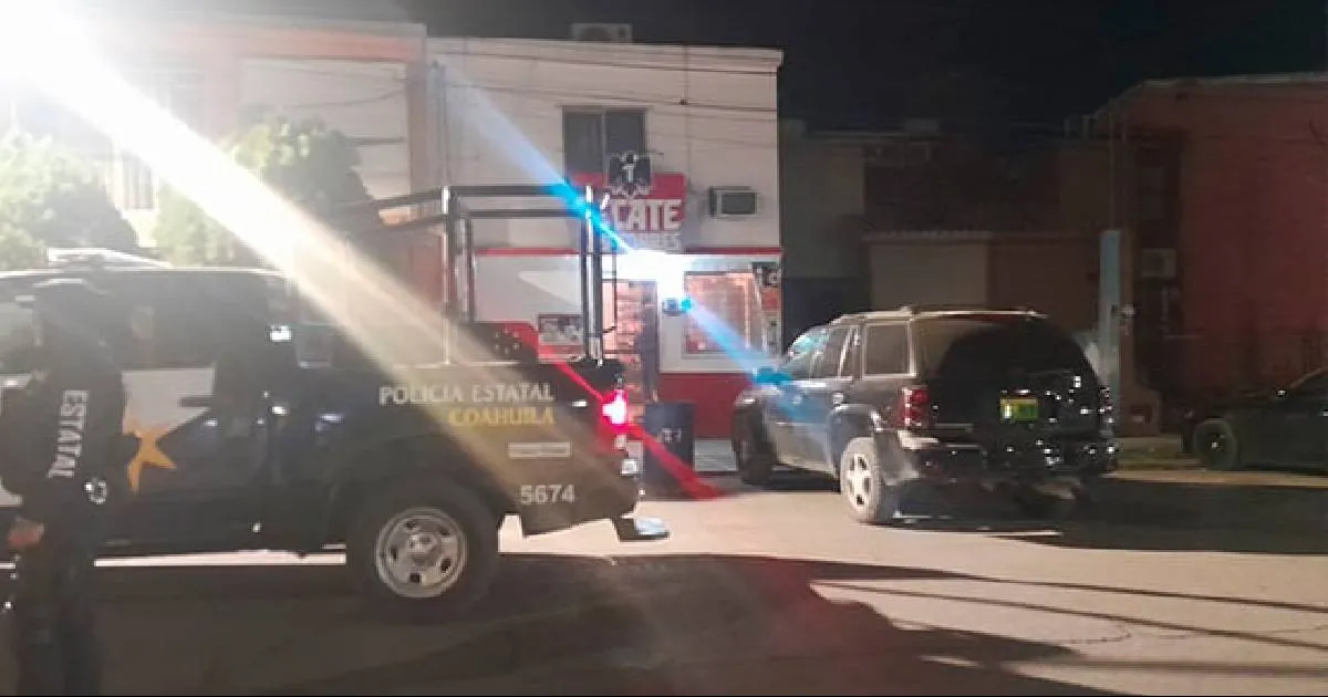 Espera FGE denuncia por robo violento a comercio en la Col. Cumbres